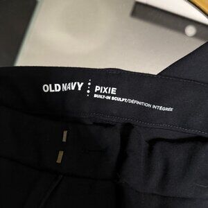 Old Navy Pixie Pants - Black